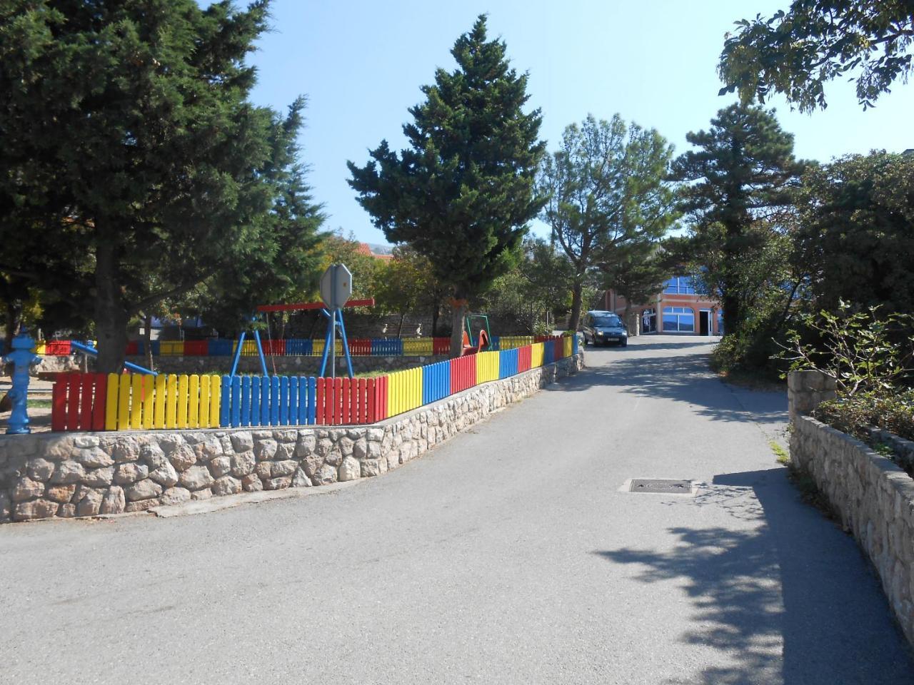 Apartman Davorka Karlobag Exteriér fotografie